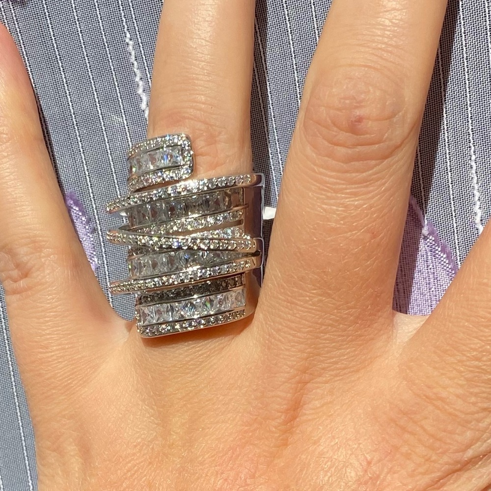 White Gold filled 6.4CT princess cut stones statement ring - Picture 5 of 6